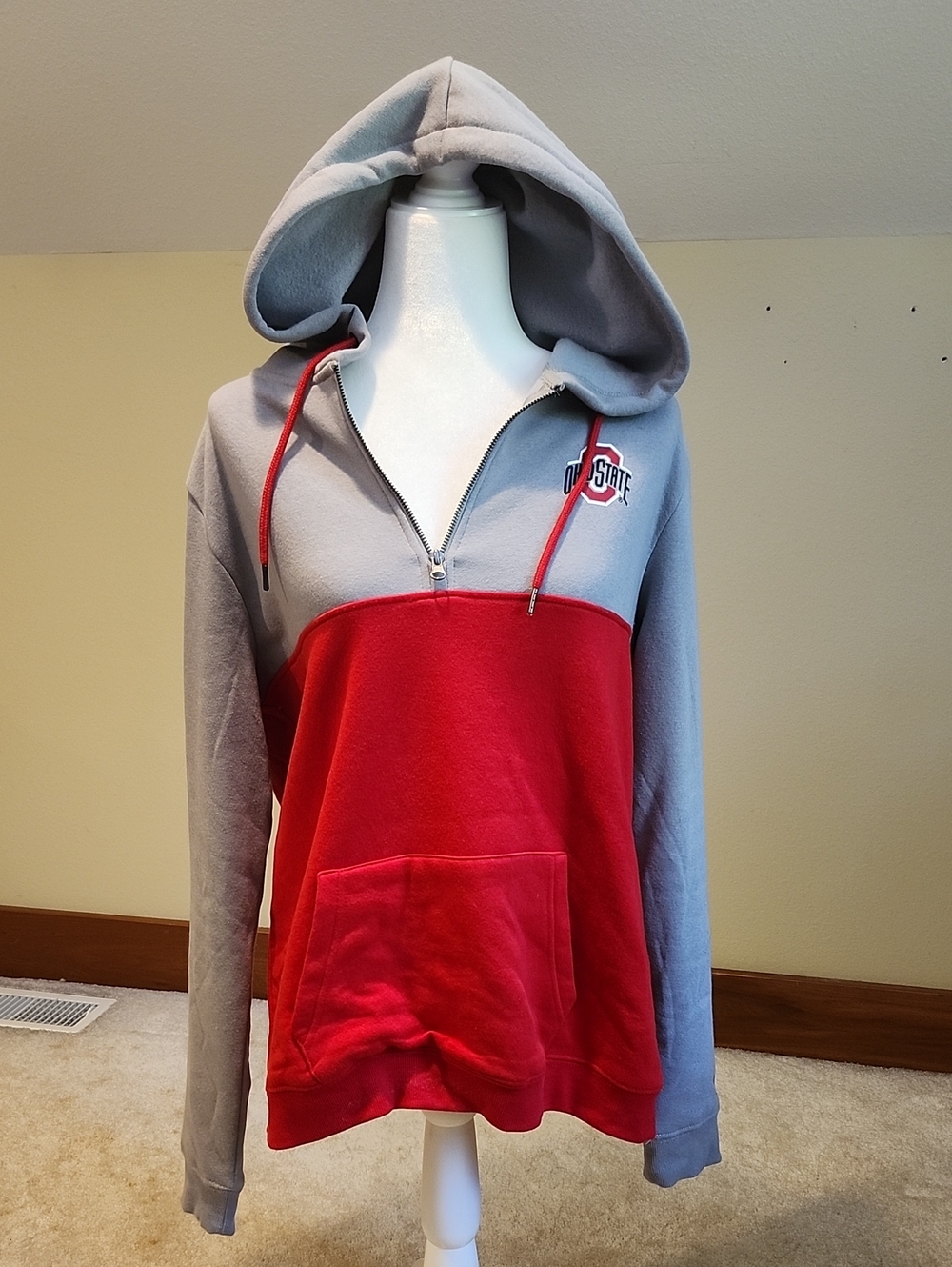 Colosseum Ohio State Womens Hooded Sweatshirt